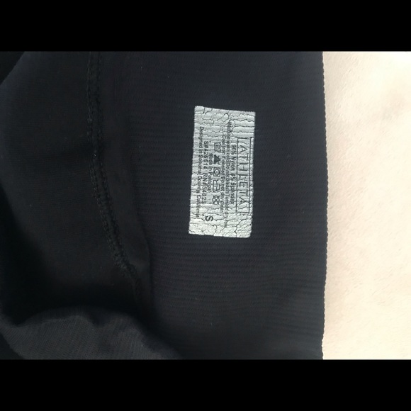 Athleta short leggings with skirt - Picture 3 of 3